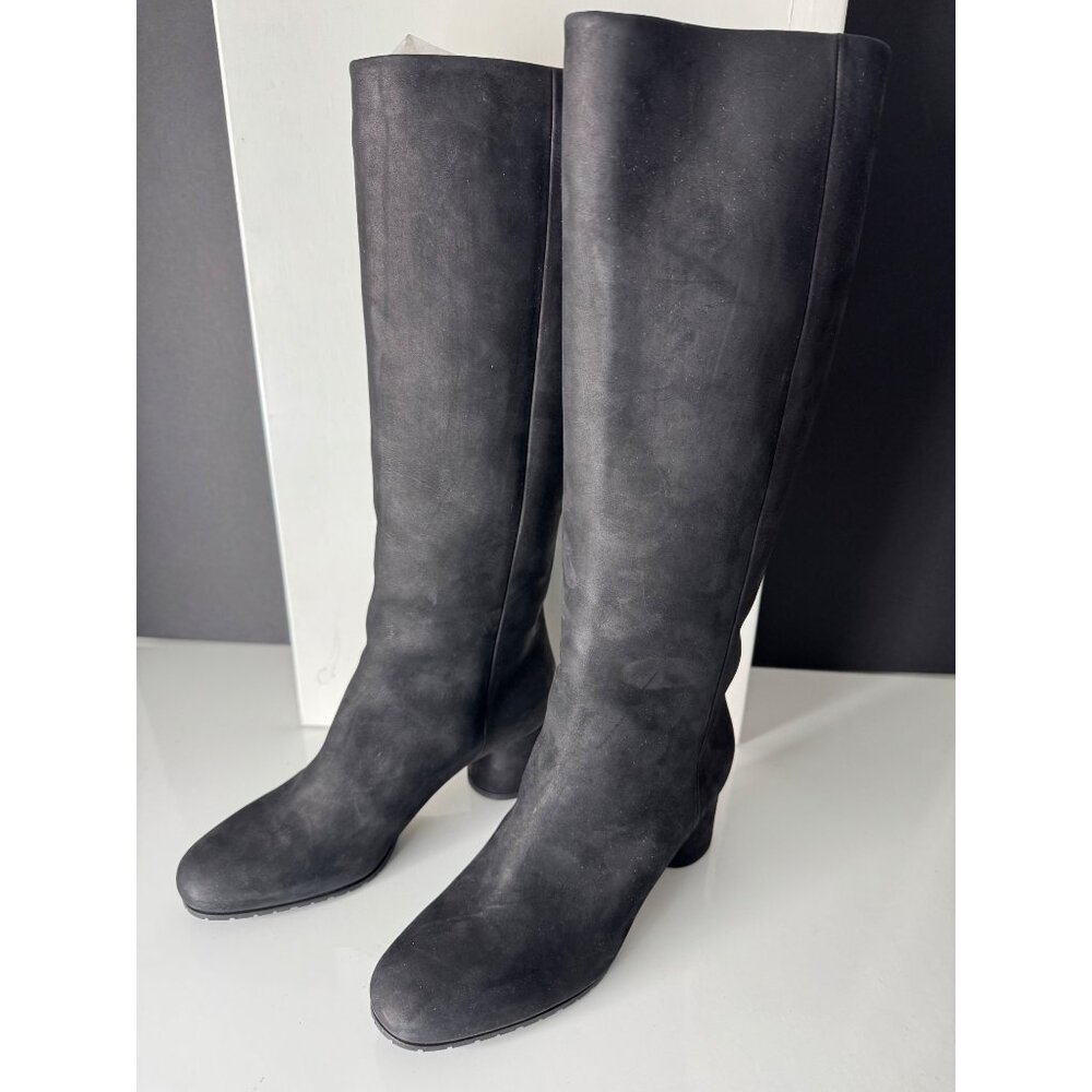 Max Mara Maxmara Black Suede Knee Hight Boots EU 37 US 7  Round 2" Heel NEW $975 - Picture 6 of 9
